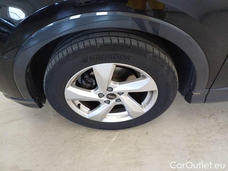 Audi  Q3 AUDI  / 2018 / 5P / SUV 35 TDI S TRONIC BUSINESS ADVANCED #44
