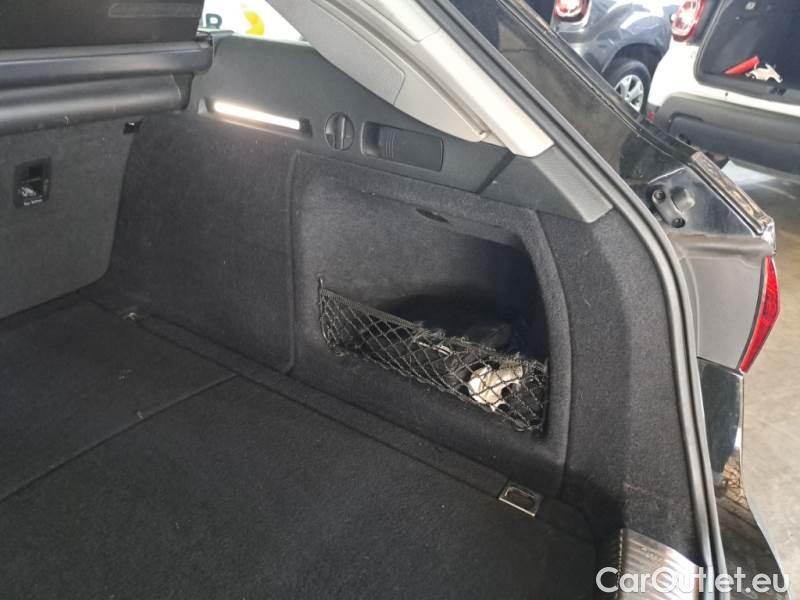 Audi  A4 AUDI  AVANT / 2019 / 5P / STATION WAGON 2.0 30 TDI 100KW SLINE EDIT. S TRONIC #126