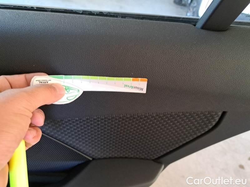Bmw  Serie 1 BMW  / 2019 / 5P / BERLINA 116D ADVANTAGE #100