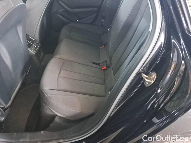 Audi  A4 AUDI  AVANT / 2019 / 5P / STATION WAGON 2.0 30 TDI 100KW SLINE EDIT. S TRONIC #114