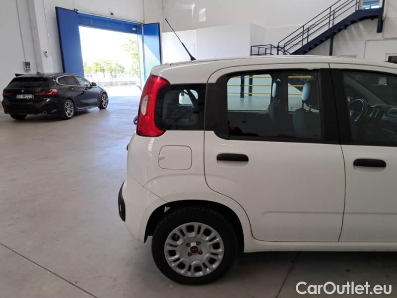 Fiat  Panda FIAT  / 2011 / 5P / BERLINA 1.2 69CV E6 EASY #48