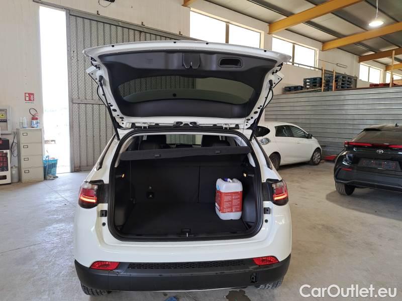 Jeep  Compass JEEP  / 2021 / 5P / SUV 1.6 MJET II 96KW LIMITED #67