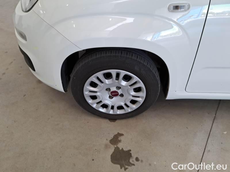 Fiat  Panda FIAT  / 2011 / 5P / BERLINA 1.2 69CV E6 EASY #73