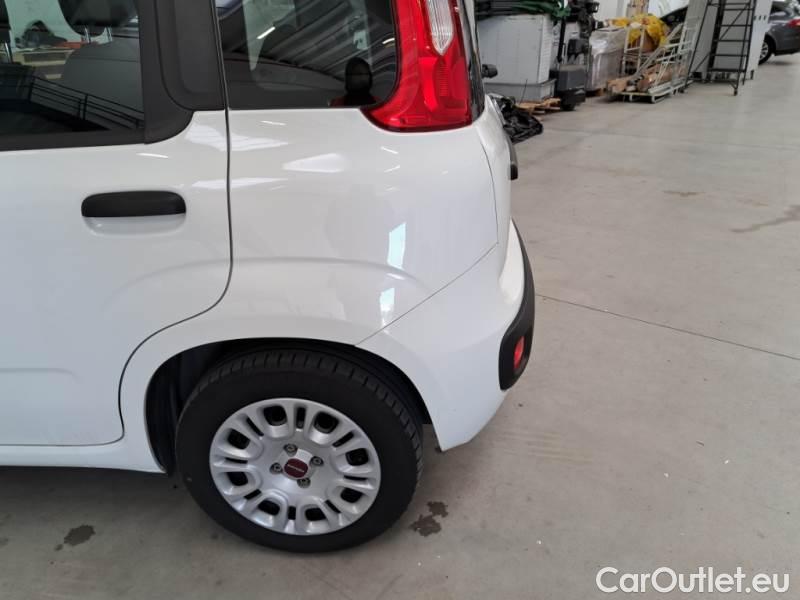 Fiat  Panda FIAT  / 2011 / 5P / BERLINA 1.2 69CV E6 EASY #57