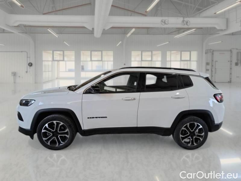 Jeep  Compass JEEP  / 2021 / 5P / SUV 1.6 MJET II 96KW LIMITED #8