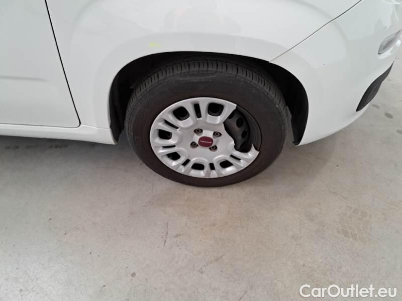 Fiat  Panda FIAT  / 2011 / 5P / BERLINA 1.2 69CV E6 EASY #66