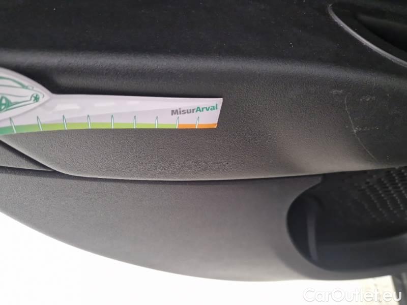 Fiat  500 FIAT X / 2018 / 5P / CROSSOVER 1.3 MJET 95CV E6D CONNECT #49