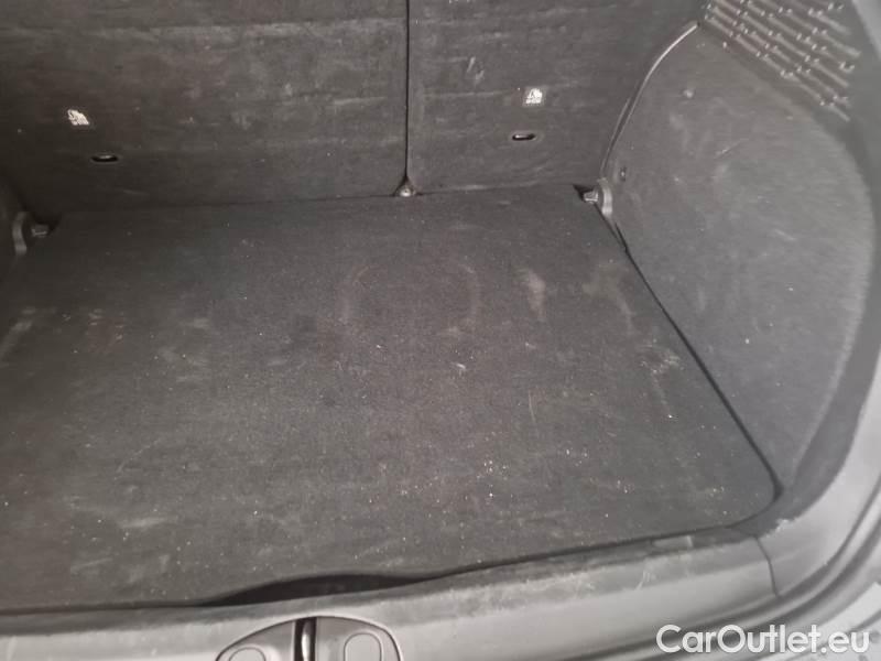 Fiat  500 FIAT X / 2018 / 5P / CROSSOVER 1.3 MJET 95CV E6D CONNECT #56