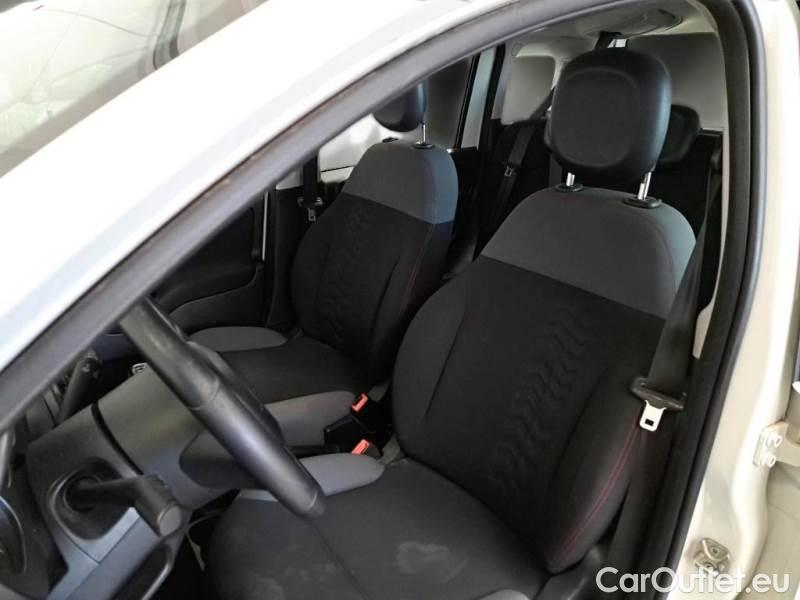 Fiat  Panda FIAT  / 2011 / 5P / BERLINA 1.2 69CV E6 EASY #11