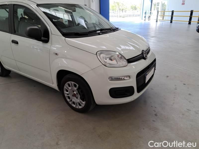 Fiat  Panda FIAT  / 2011 / 5P / BERLINA 1.2 69CV E6 EASY #37
