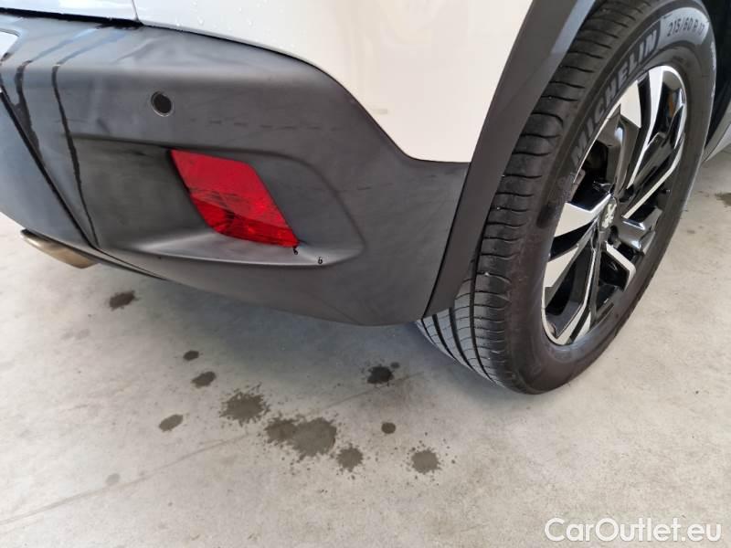 Peugeot  2008 PEUGEOT  / 2019 / 5P / CROSSOVER BLUEHDI 130 EAT8 ALLURE PACK S/S AUT. #40