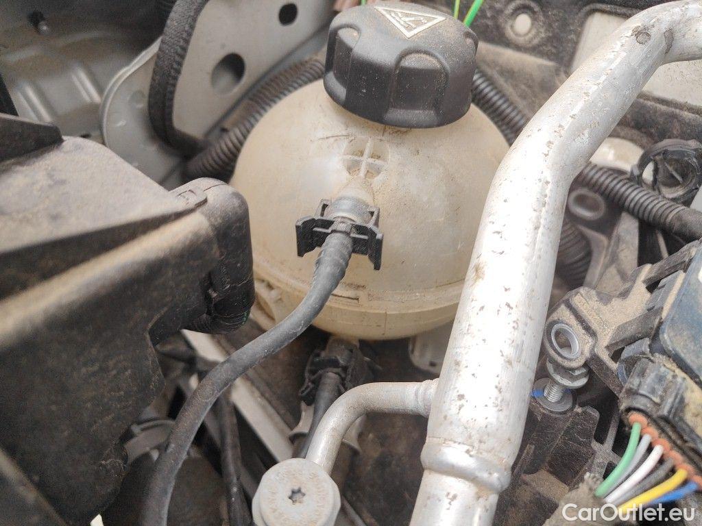 DS  DS7 DS 7 Crossback 1.5 BlueHDi 130 Automatic So Chic 5d !!Technical issue!! #21