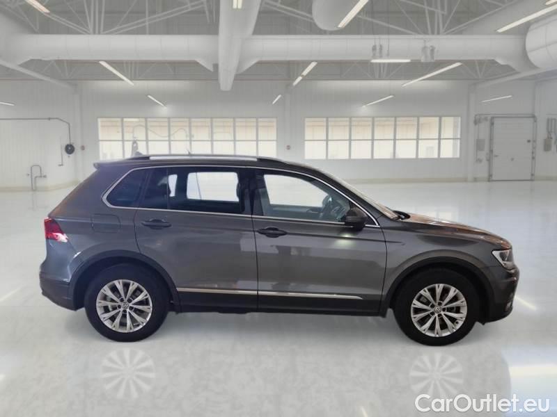 Volkswagen  Tiguan VOLKSWAGEN  / 2016 / 5P / SUV 2.0 TDI SCR 110KW BUSINESS BMT #7