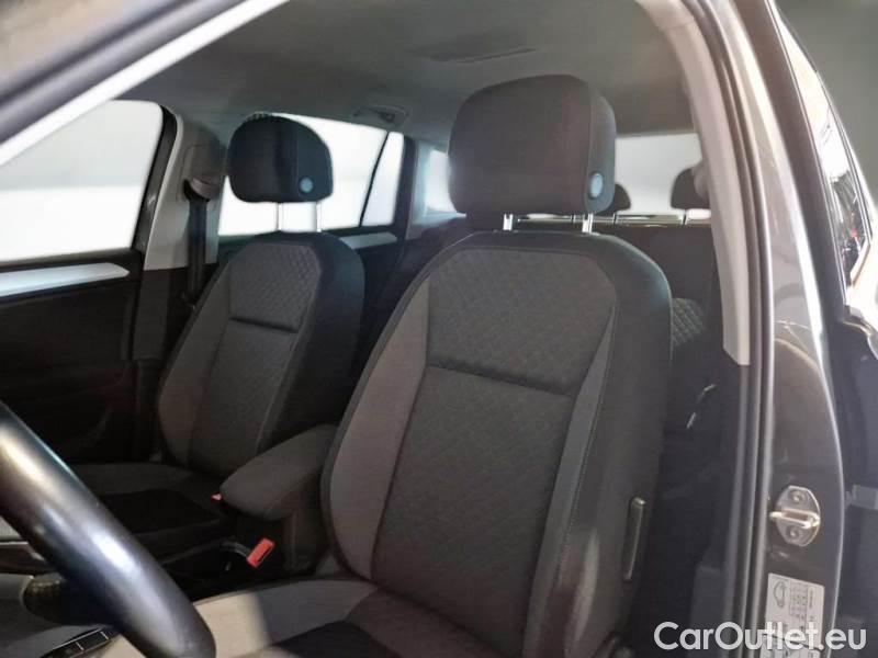 Volkswagen  Tiguan VOLKSWAGEN  / 2016 / 5P / SUV 2.0 TDI SCR 110KW BUSINESS BMT #11