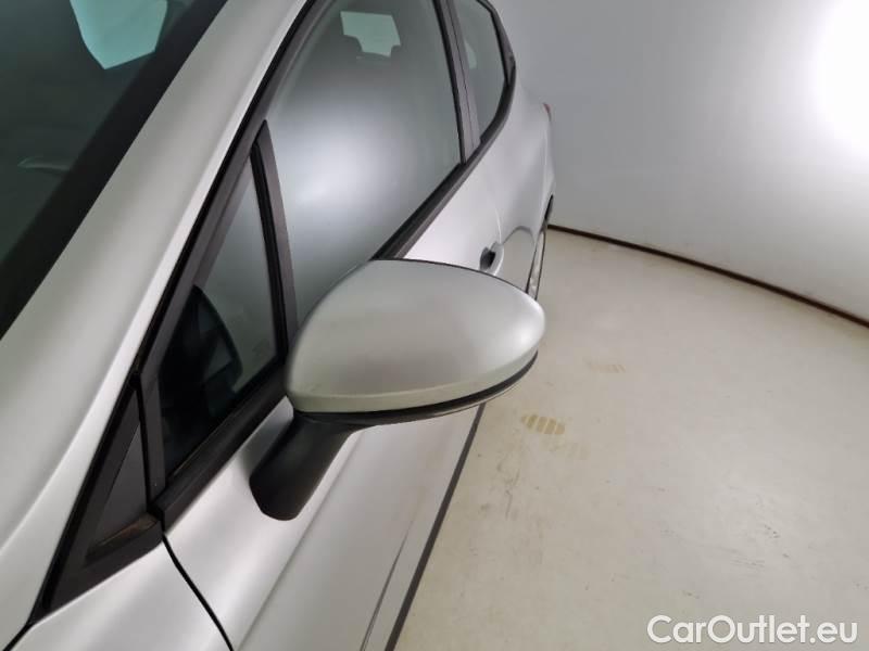 Renault  Clio RENAULT  / 2019 / 5P / BERLINA 1.5 DCI BLUE 74KW BUSINESS #70