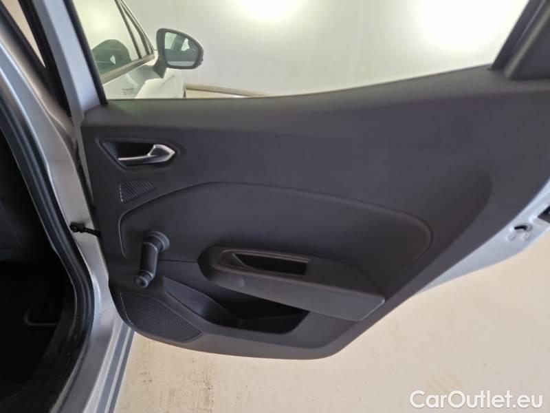 Renault  Clio RENAULT  / 2019 / 5P / BERLINA 1.5 DCI BLUE 74KW BUSINESS #105