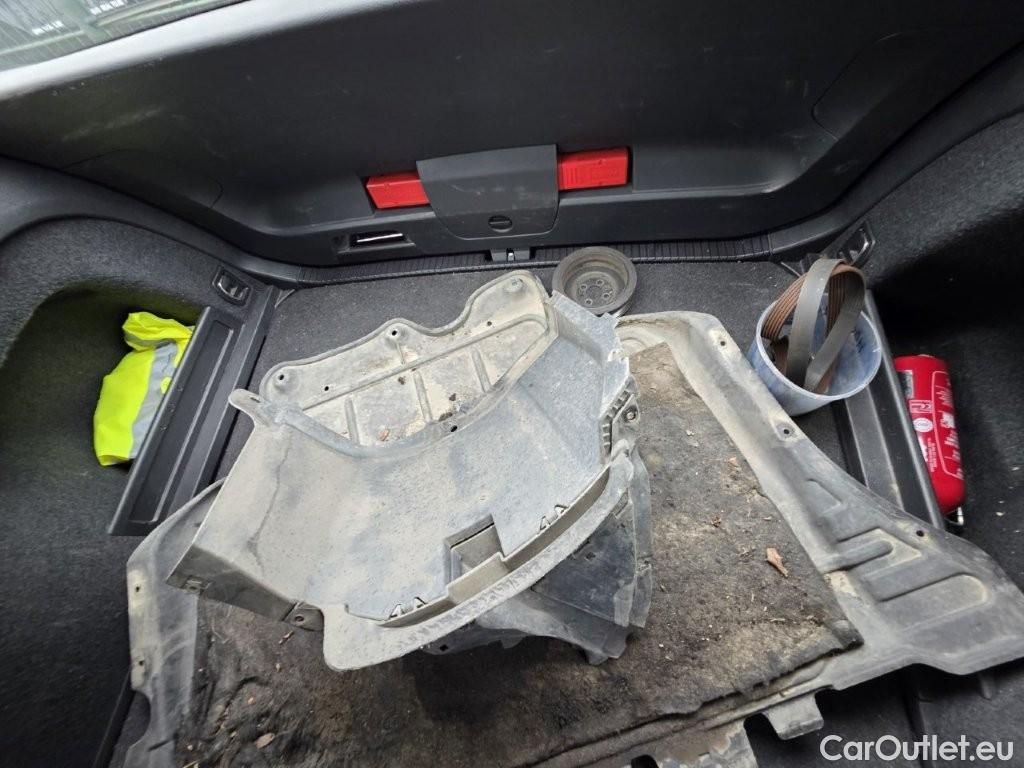 Volkswagen  Passat Volkswagen  Variant 1.6 TDI SCR DSG7 Style Business 5d !!Technical issue!! #26