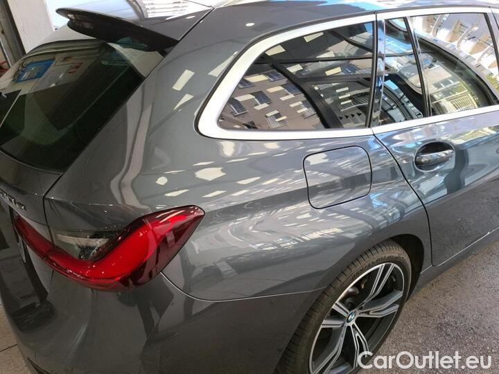 Bmw  Serie 3 2.0 330E BUSINESS DESIGN HYBRID TOUR A #61