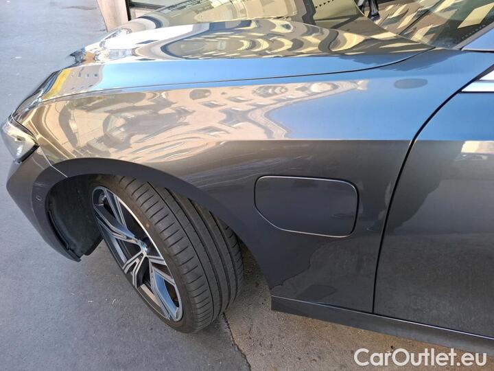 Bmw  Serie 3 2.0 330E BUSINESS DESIGN HYBRID TOUR A #58