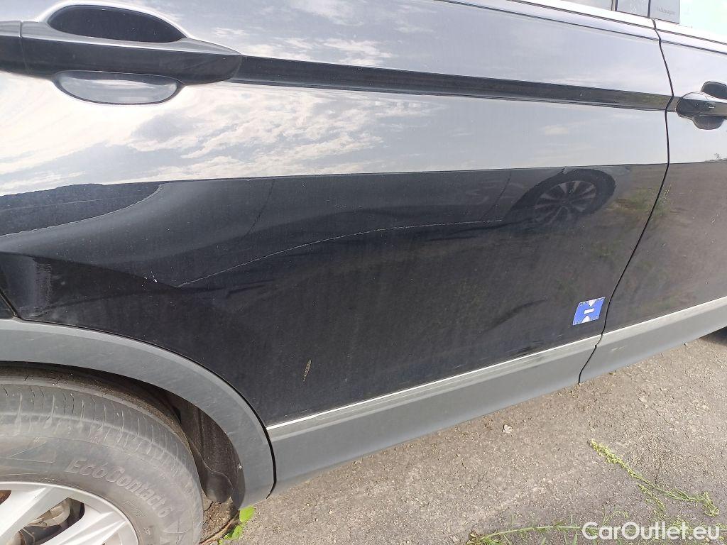 Volkswagen  Tiguan Volkswagen  Allspace 2.0 TDI SCR DSG7 Comfortline 5d !! damaged car mo145 !!  #56