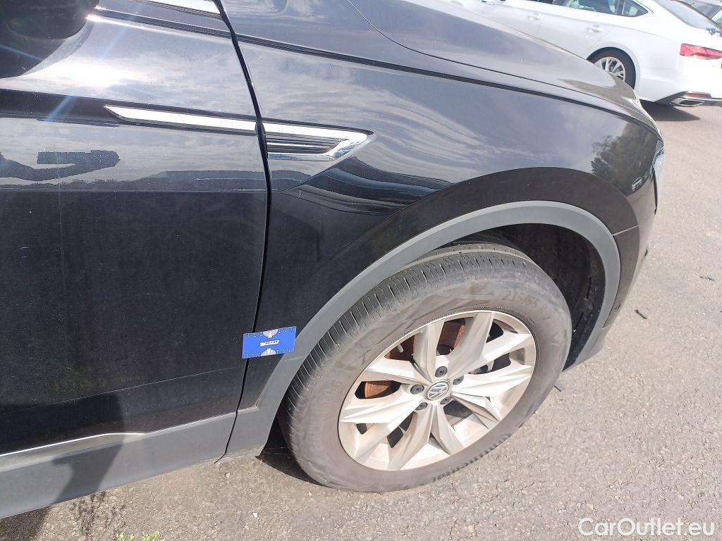 Volkswagen  Tiguan Volkswagen  Allspace 2.0 TDI SCR DSG7 Comfortline 5d !! damaged car mo145 !!  #62