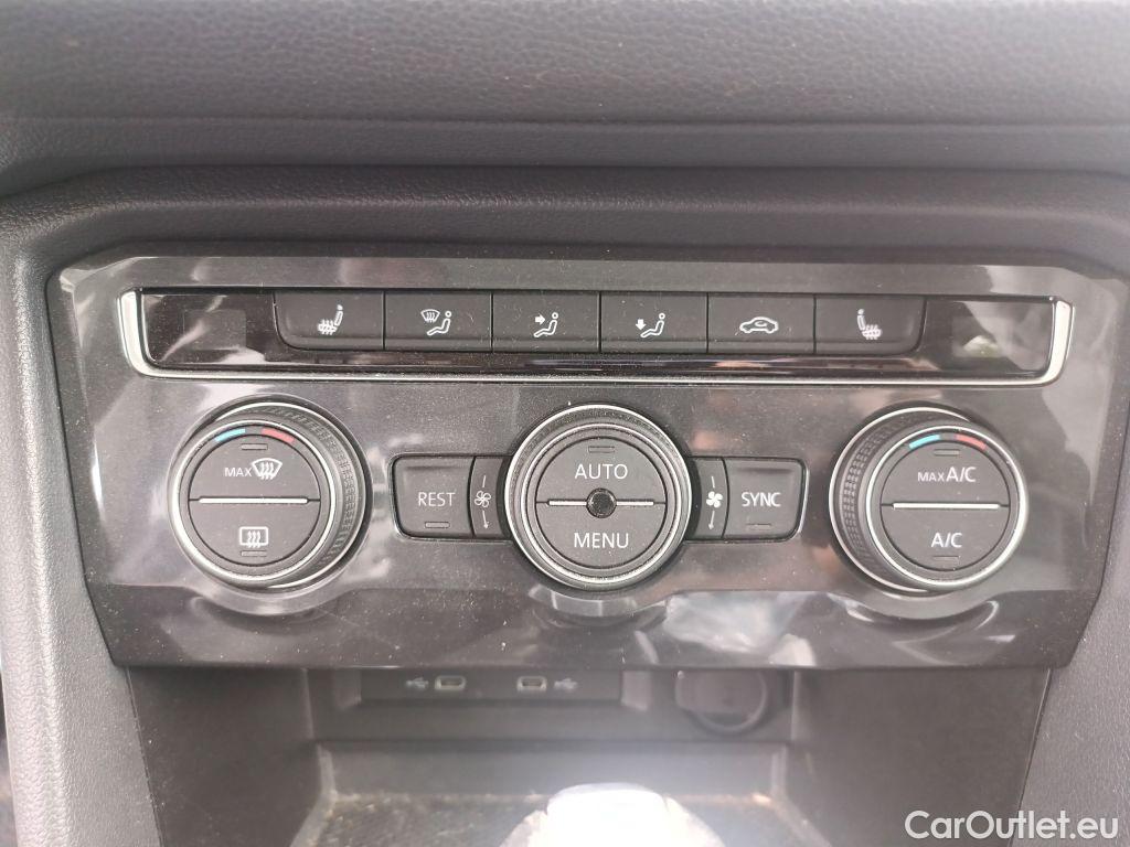 Volkswagen  Tiguan Volkswagen  Allspace 2.0 TDI SCR DSG7 Comfortline 5d !! damaged car mo145 !!  #48