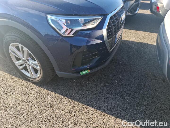Audi  Q3 2.0 35 TDI 150 S TRONIC BUSINESS LINE #21