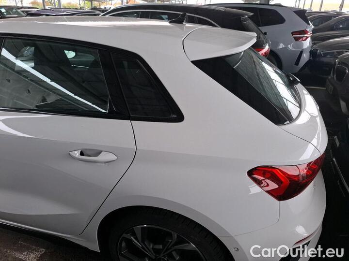 Audi  A3 1.5 TFSI 150 S TRONIC S LINE SB #52
