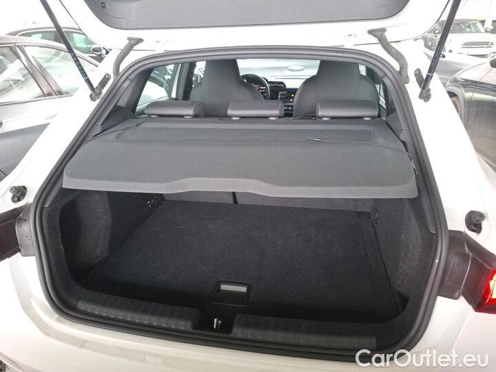 Audi  A3 1.5 TFSI 150 S TRONIC S LINE SB #13