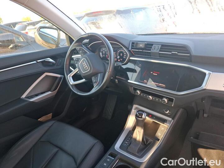 Audi  Q3 2.0 35 TDI 150 S TRONIC BUSINESS LINE #11