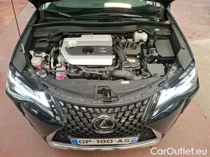 Lexus  UX 2.0 250H 2WD LE AUTO #24