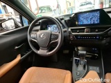 Lexus  UX 2.0 250H 2WD LE AUTO #4