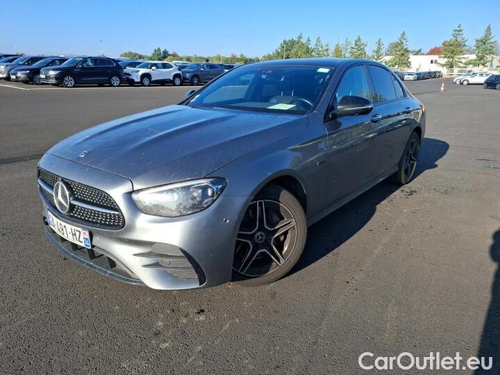 Mercedes  E-Klasse 2.0 E 300 DE AMG LINE AUTO #1