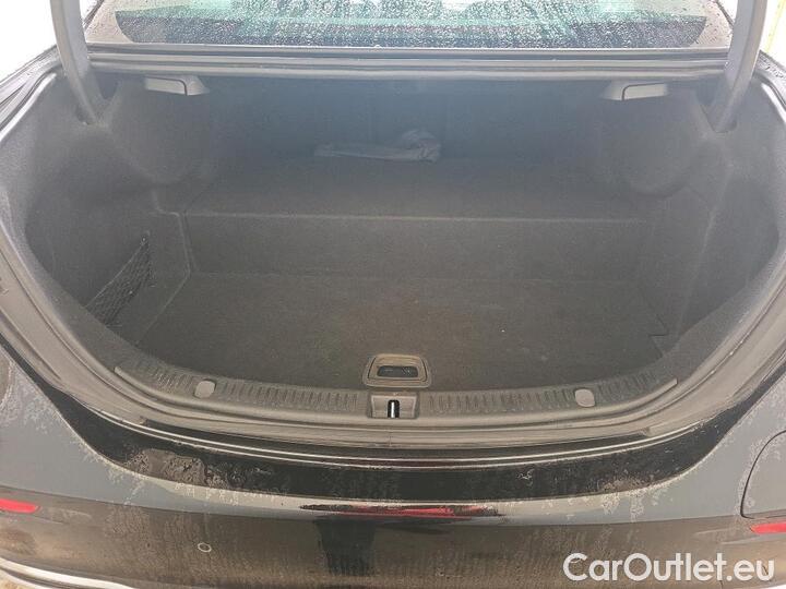 Mercedes  E-Klasse 2.0 E 300 DE AVANTGARDE LINE AUTO #13