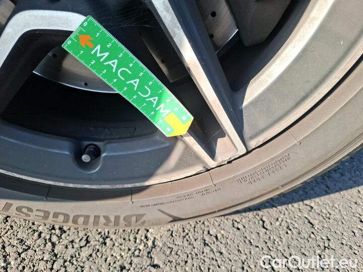 Mercedes  E-Klasse 2.0 E 300 DE AMG LINE AUTO #21