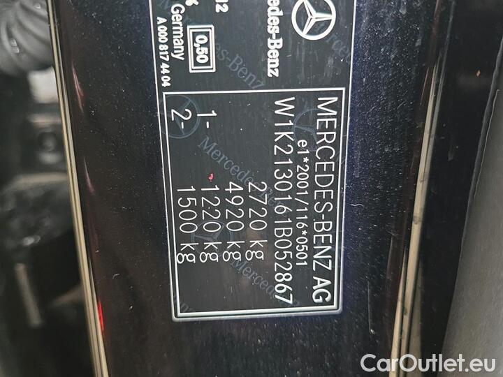 Mercedes  E-Klasse 2.0 E 300 DE AVANTGARDE LINE AUTO #8