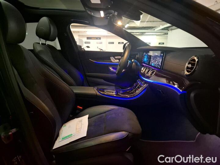 Mercedes  E-Klasse 2.0 E 220 D AMG LINE AUTO #9
