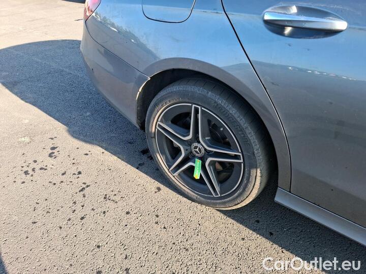 Mercedes  E-Klasse 2.0 E 300 DE AMG LINE AUTO #25