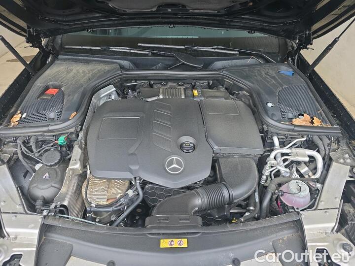 Mercedes  E-Klasse 2.0 E 300 DE AVANTGARDE LINE AUTO #17