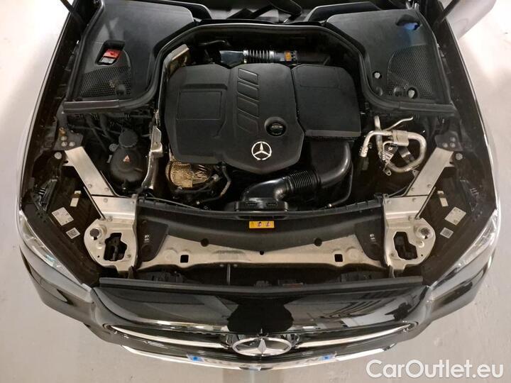 Mercedes  E-Klasse 2.0 E 220 D AMG LINE AUTO #14