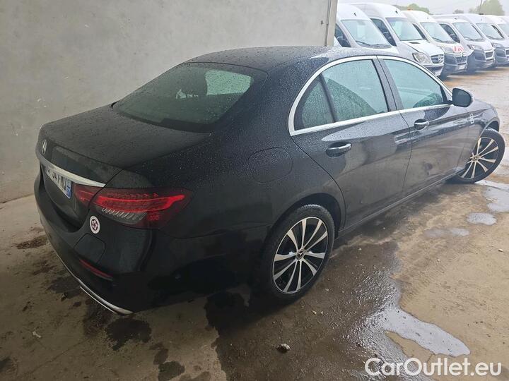 Mercedes  E-Klasse 2.0 E 300 DE AVANTGARDE LINE AUTO #3