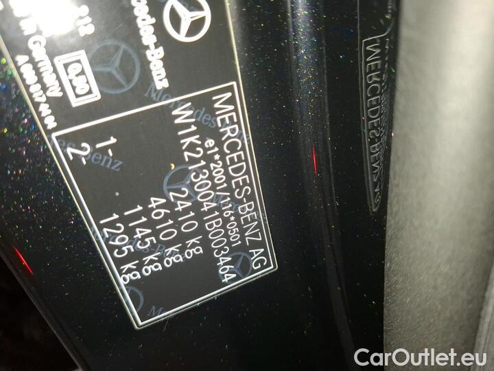 Mercedes  E-Klasse 2.0 E 220 D AMG LINE AUTO #8