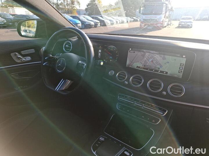 Mercedes  E-Klasse 2.0 E 300 DE AMG LINE AUTO #11