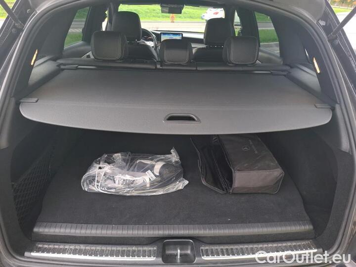Mercedes  GLC 2.0  300 DE AMG LINE 4MATIC #40