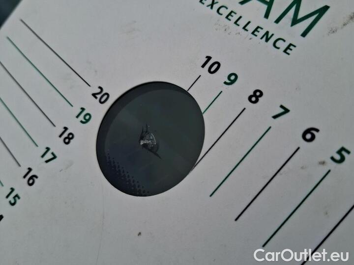 Mercedes  GLC 2.0  300 DE AMG LINE 4MATIC #34