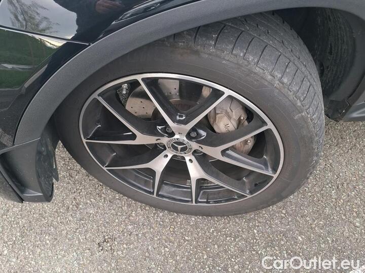 Mercedes  GLC 2.0  300 DE AMG LINE 4MATIC #33