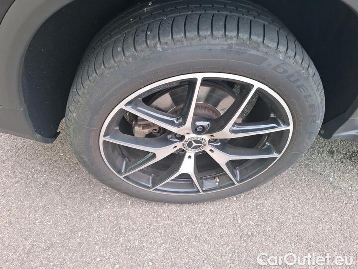 Mercedes  GLC 2.0  300 DE AMG LINE 4MATIC #21