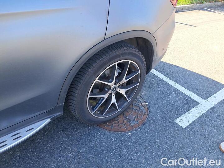 Mercedes  GLC 2.0  300 DE AMG LINE 4MATIC #20