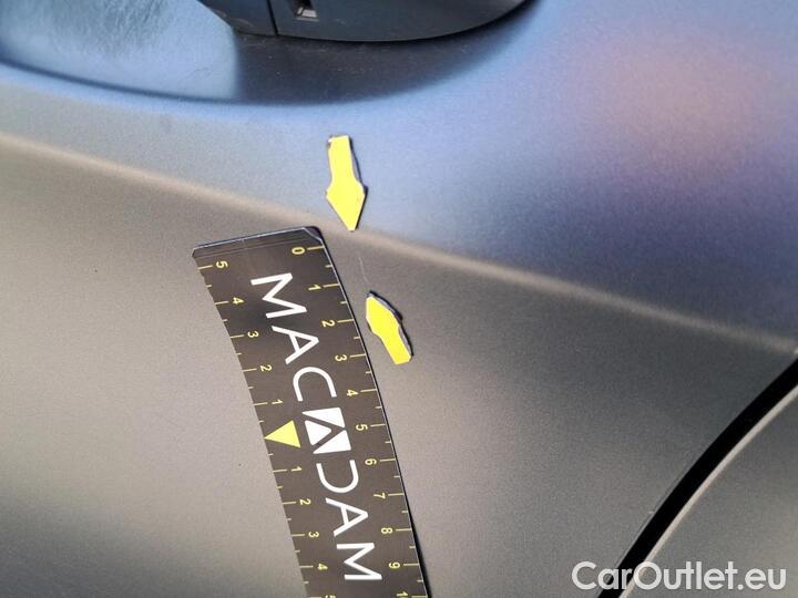 Mercedes  GLC 2.0  300 DE AMG LINE 4MATIC #31