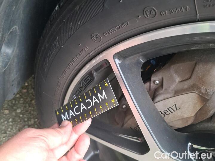 Mercedes  GLC 2.0  300 DE AMG LINE 4MATIC #39